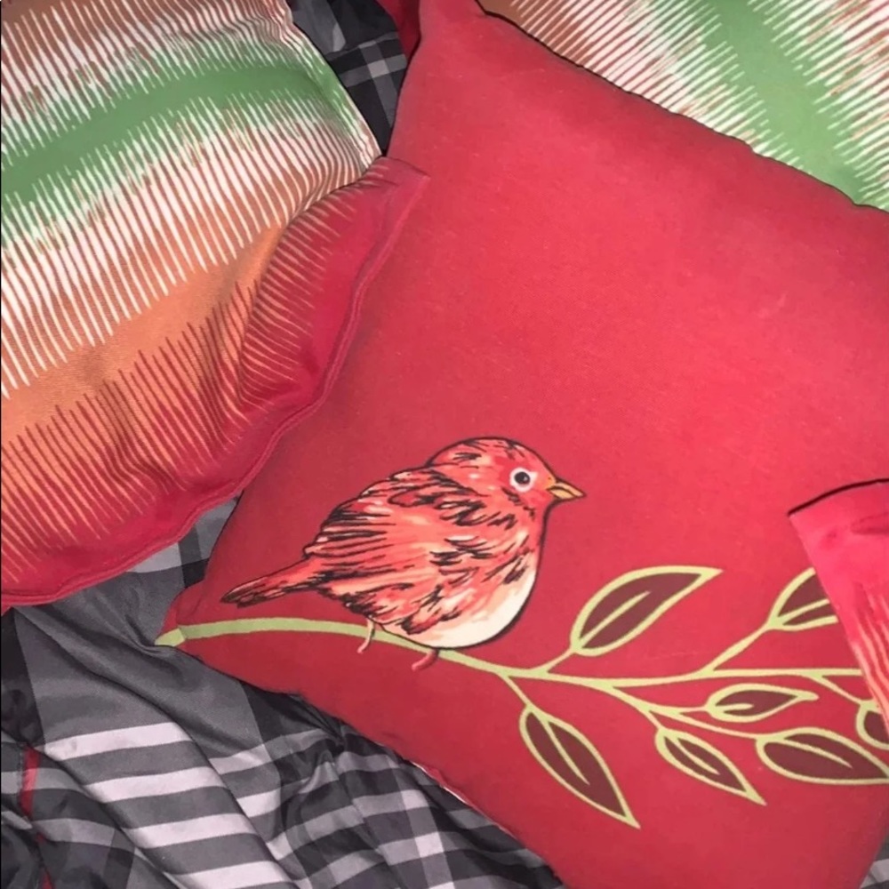 Patio pillows🏖4/25